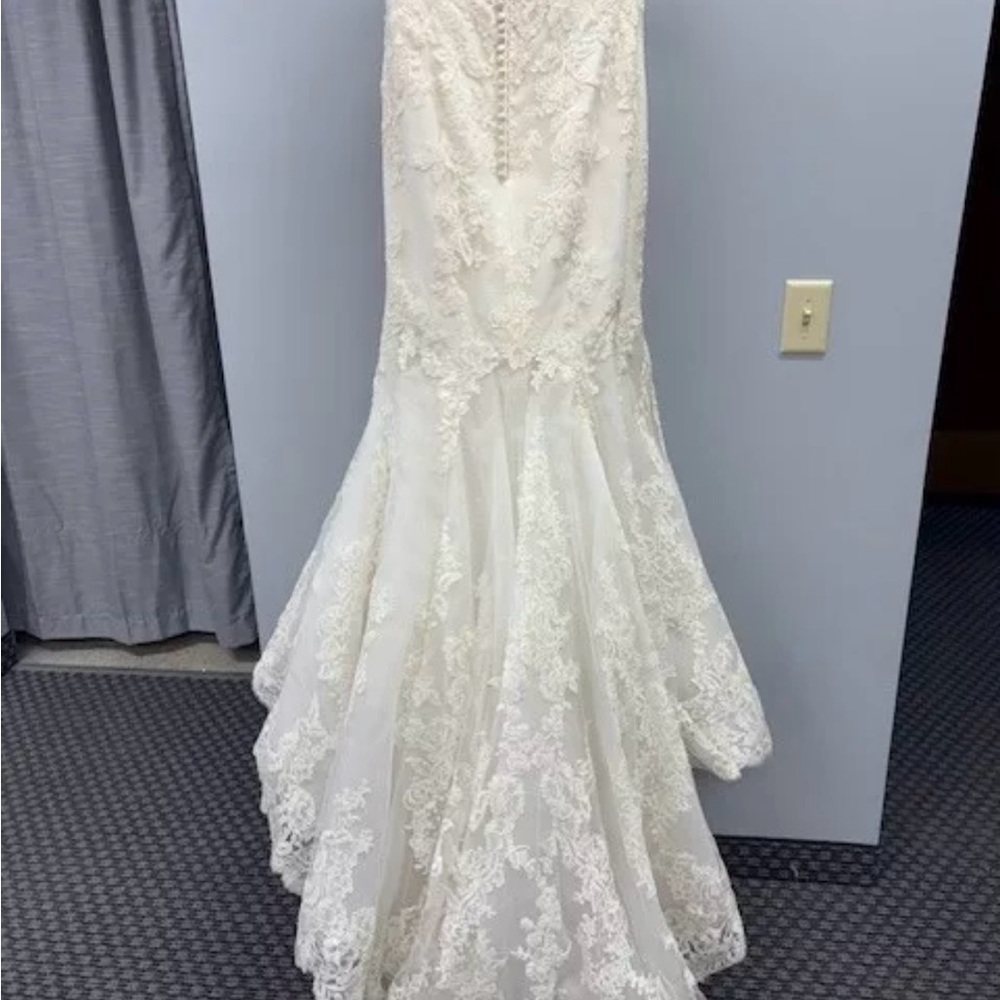 Ivory Lace Couture Dress - Picture 2 of 10